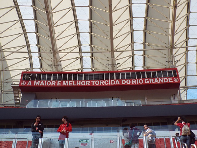 凯恩曾是滕哈赫目标 但曼联认为签霍伊伦更划算.